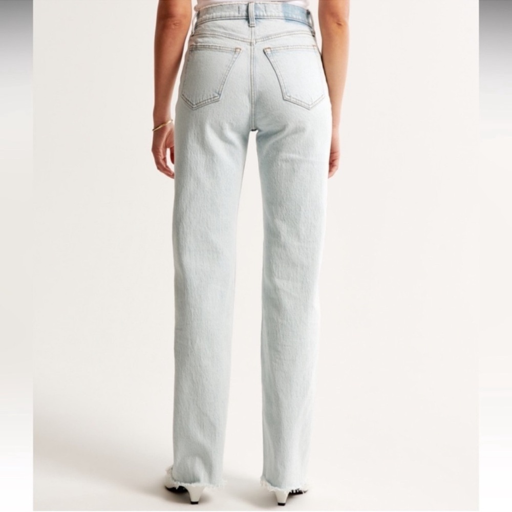 Abercrombie & Fitch Women's High-Rise Straight Jeans - Light Blue Size 31  / 12
